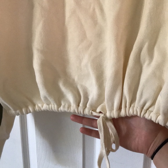 Gently worn RVCA pullover sweatshirt - Picture 3 of 4